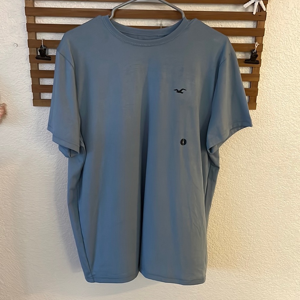 Grey/Blue Moisture Wicking T-Shirt - Men’s Large - HOLLISTER